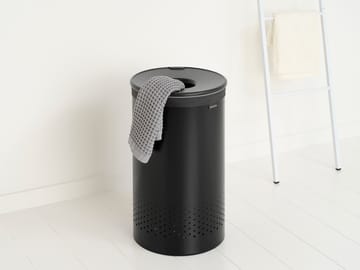 Brabantia tvättkorg plastlock 60 L - Mattsvart - Brabantia