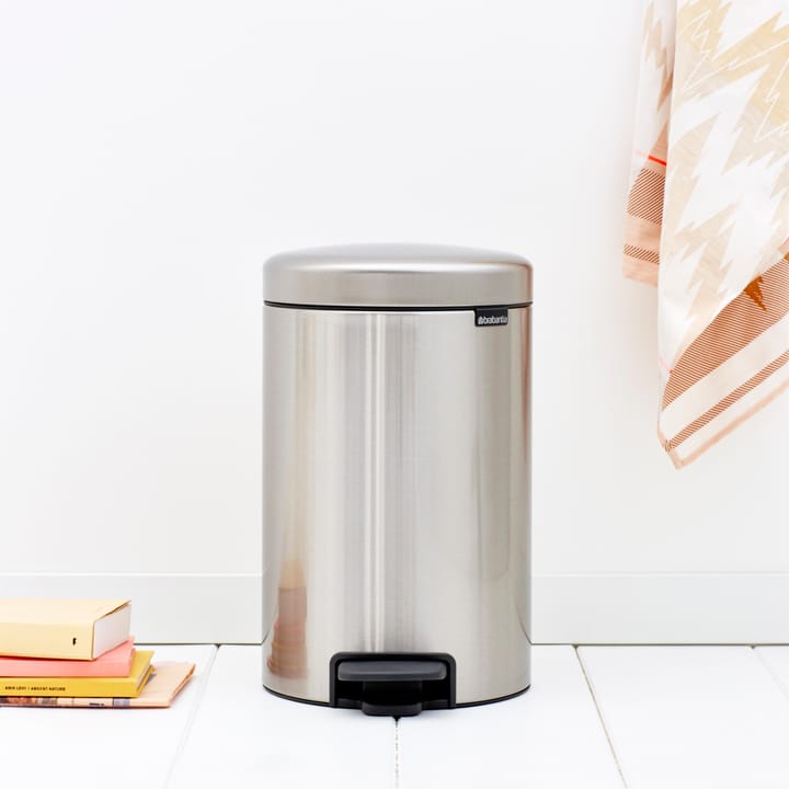 New Icon pedalhink 12 liter, matt steel fingerprint proof Brabantia