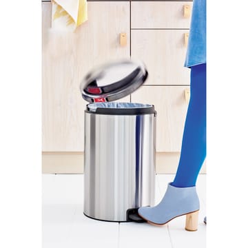 New Icon pedalhink 20 liter - Matt steel fingerprint proof - Brabantia