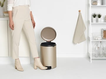 New Icon pedalhink 20 liter - Metallic Gold - Brabantia