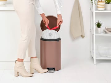 New Icon pedalhink 20 liter - Satin Taupe - Brabantia