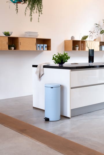 New Icon pedalhink 30 liter - Dreamy blue - Brabantia