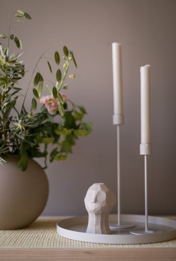 Benedict och Amal sculpture - Limestone - Cooee Design