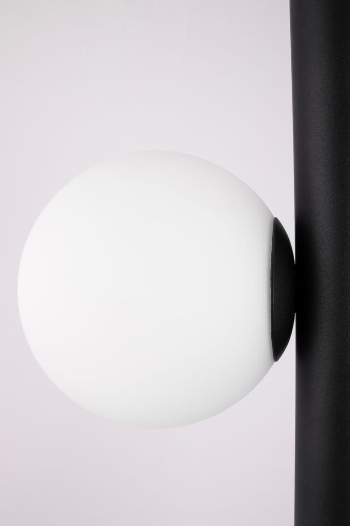 Pearl 1 pendel, Svart Globen Lighting