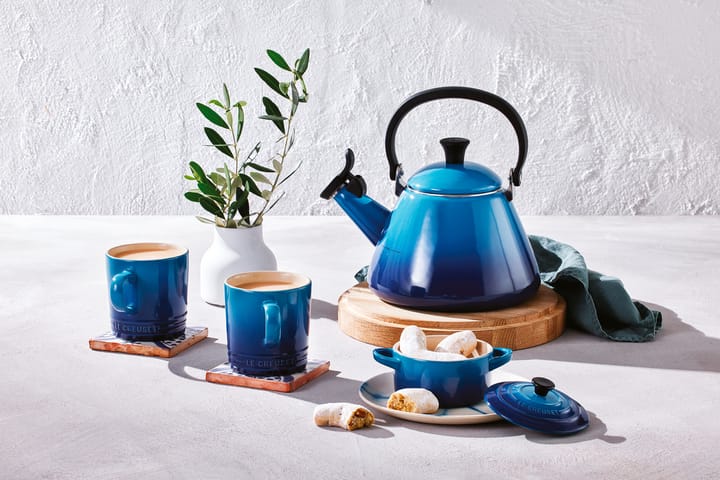 Le Creuset Kone vattenkittel med vissla, Azure blue Le Creuset