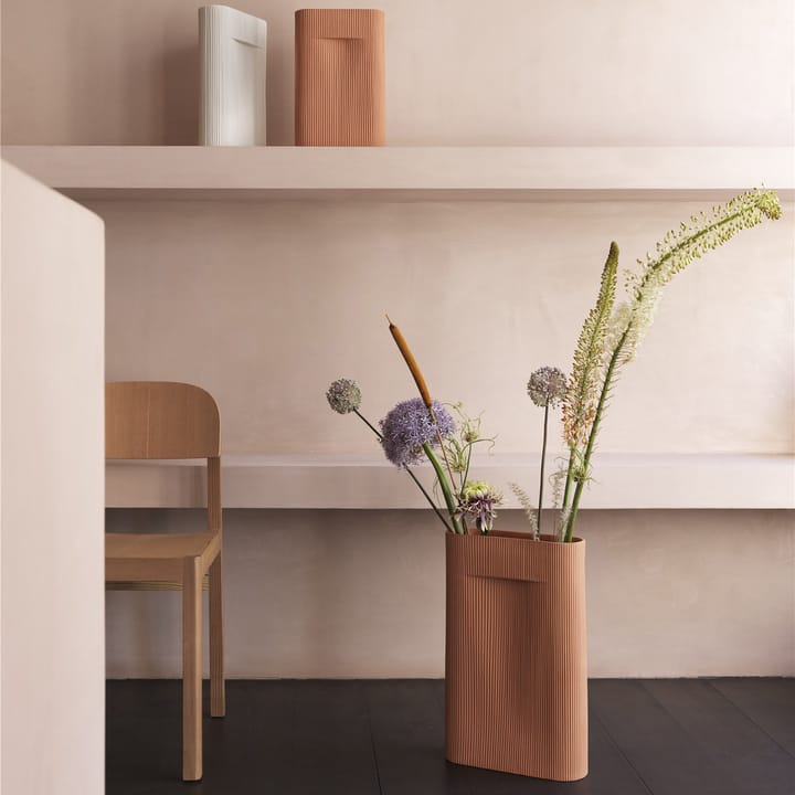 Ridge vas 48,5 cm, Terracotta Muuto