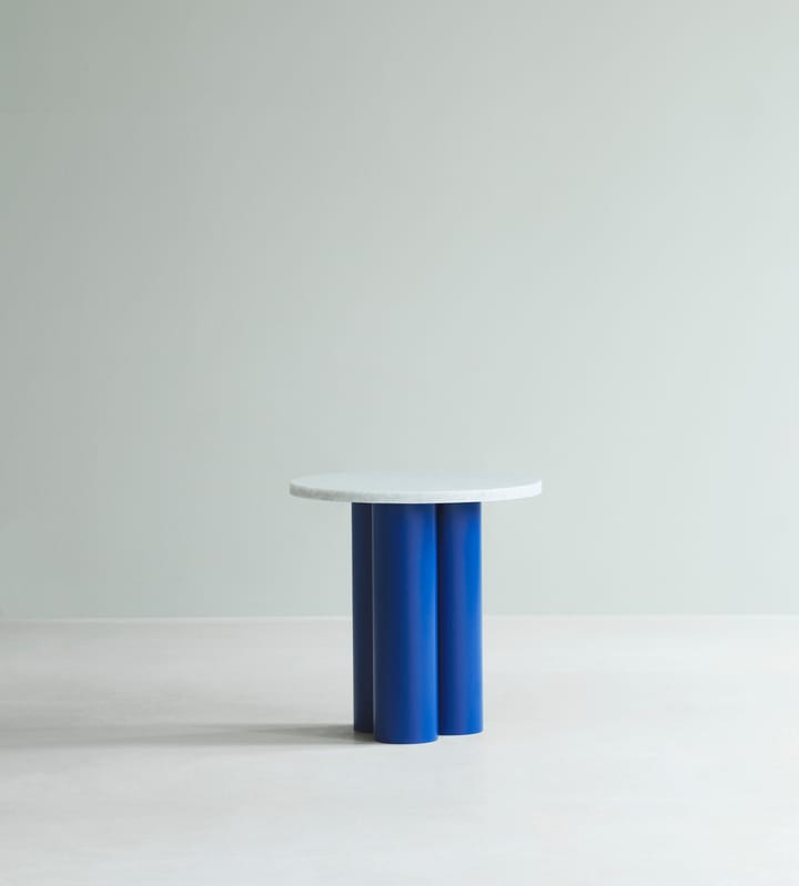 Dit sidobord Ø40 cm, White Carrara-bright blue Normann Copenhagen