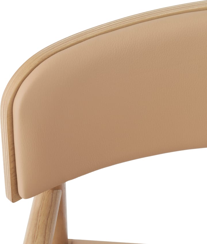 Timb karmstol med dyna, Tan/ Ultra Leather - Camel Normann Copenhagen