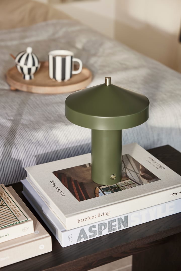 Hatto bordslampa 24,5 cm, Olive OYOY