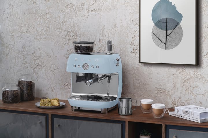 Smeg 50's Style espressomaskin med kaffekvarn, Pastell blå Smeg