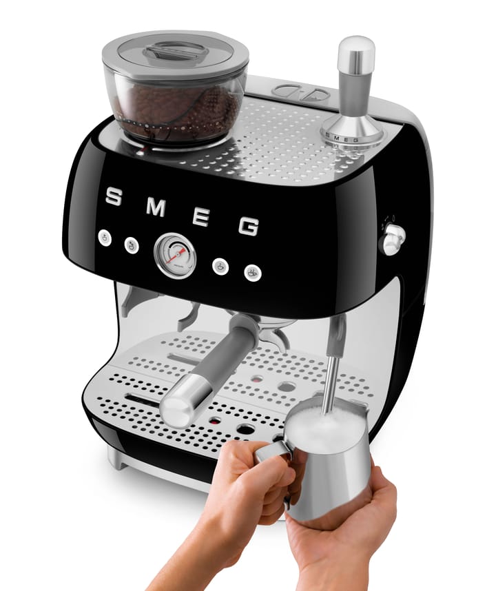 Smeg 50's Style espressomaskin med kaffekvarn, Svart Smeg