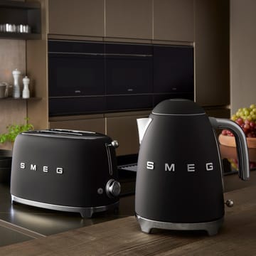 Smeg 50's Style vattenkokare 1,7 L - Matt Svart - Smeg