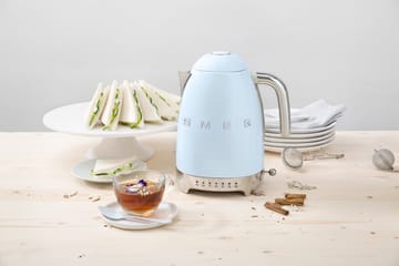 Smeg 50's Style vattenkokare med variabel temperatur 1,7 L - Pastell blå - Smeg